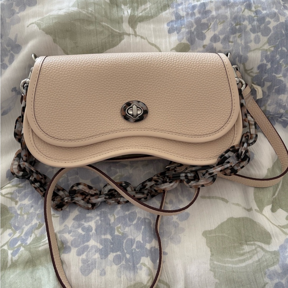 Dinki Cloud Coachtopia Cream Bag